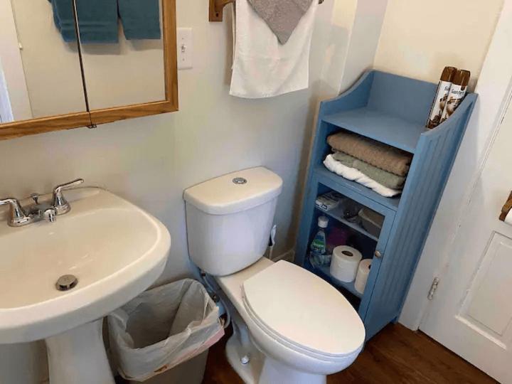 Cozy 3 & 4 Bed Home 2 Blocks To Hospitals & Lambeau Green Bay Exterior foto